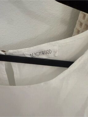 Beachwood Baby Mila  White linen tank 💯 Italian